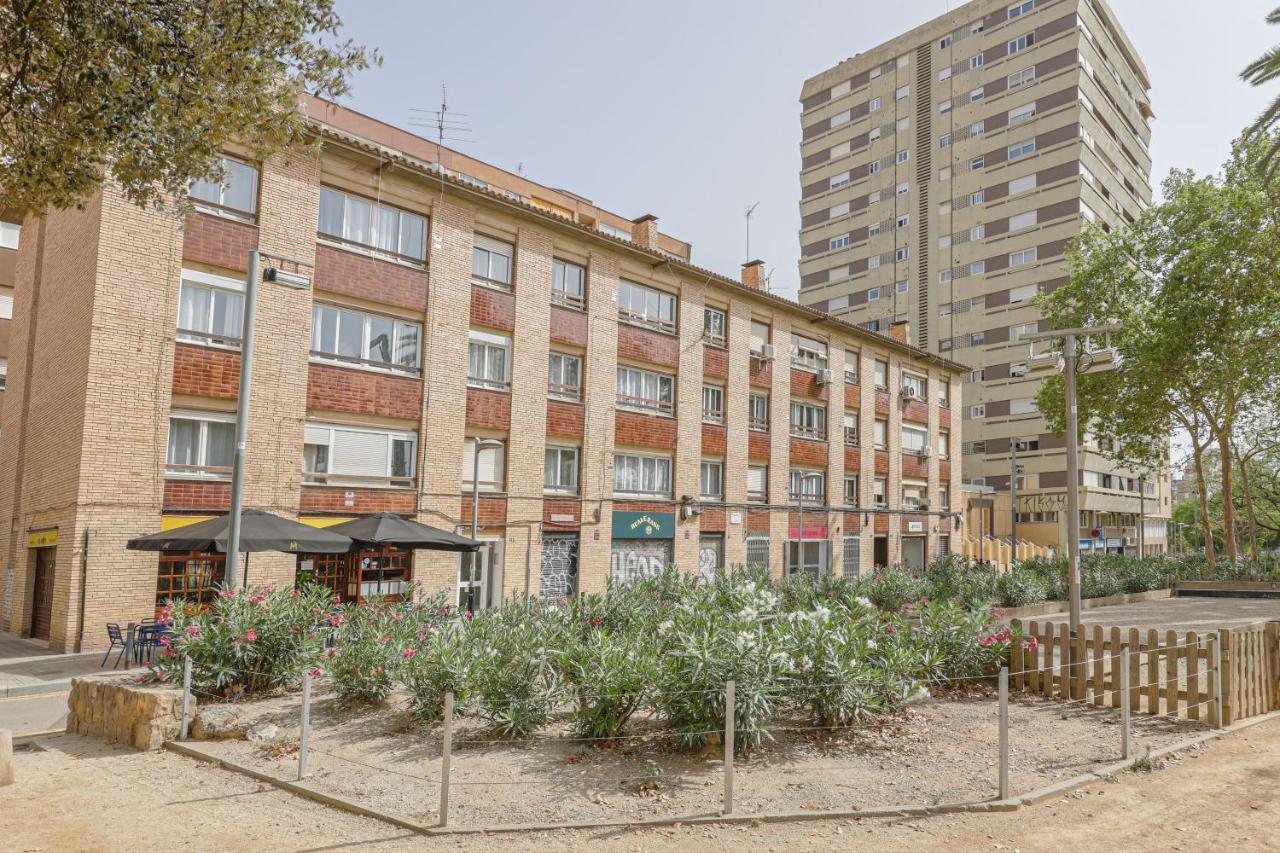 Alcam Stadium Les Corts Apartment Barcelona Exterior photo